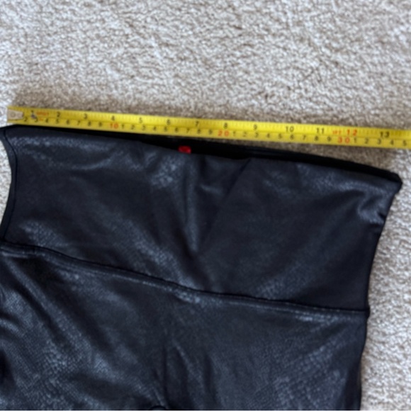 Spanx Snake Print Leggings - Picture 4 of 7